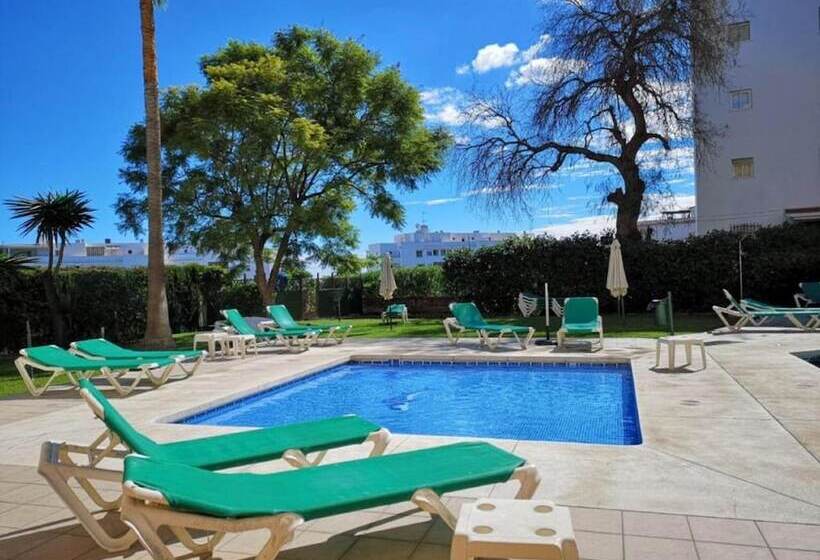 هتل Club Playa Flores