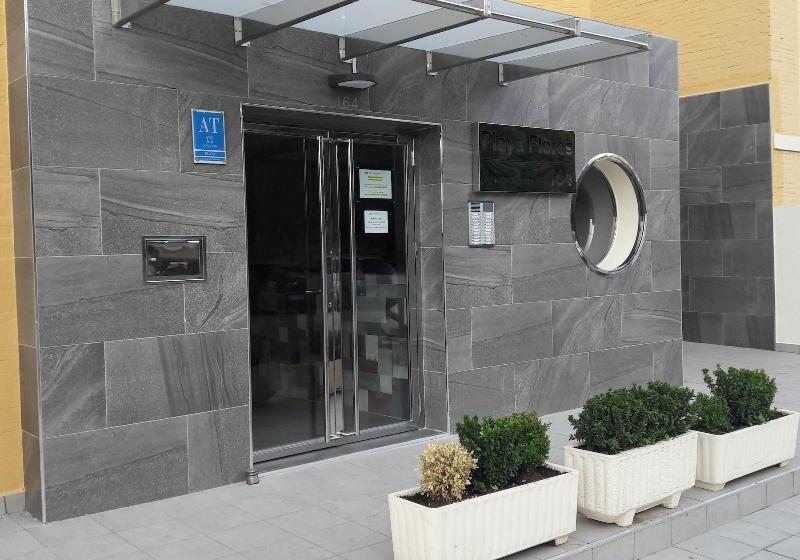 هتل Club Playa Flores