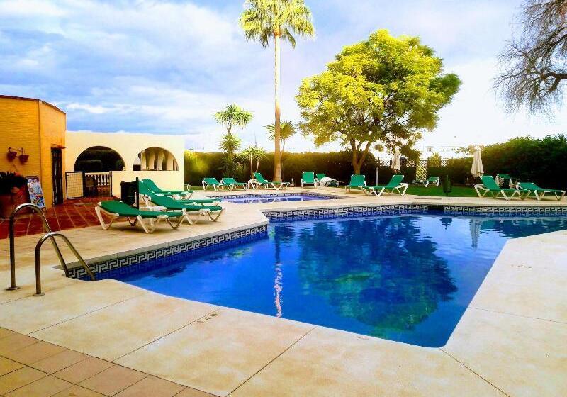 هتل Club Playa Flores