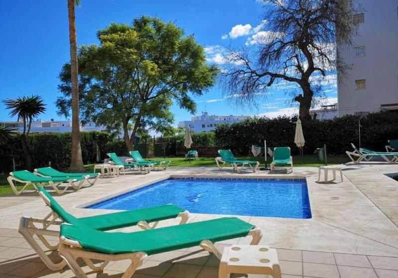 هتل Club Playa Flores