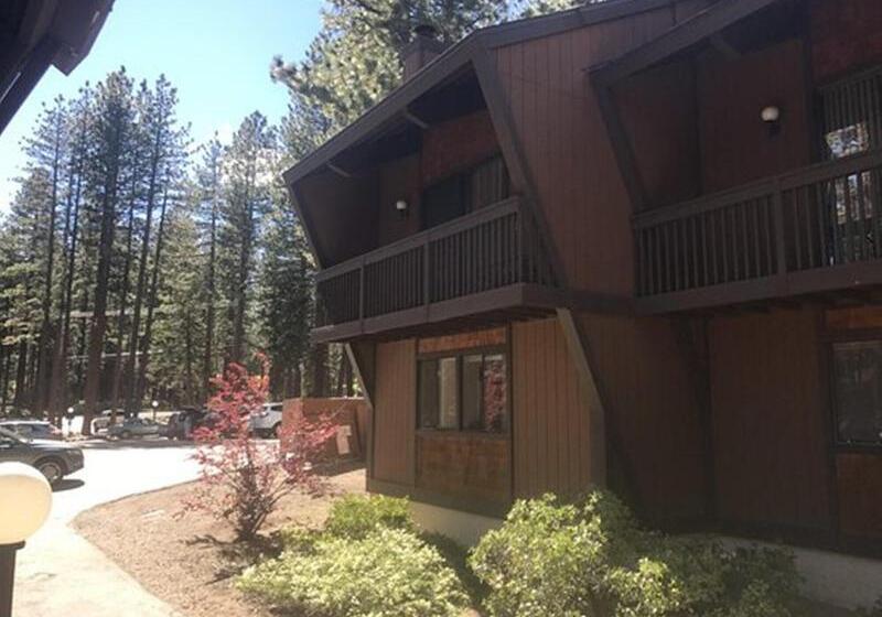 호텔 Club Tahoe Resort