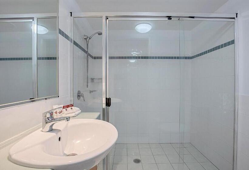 هتل Club Wyndham Kirra Beach