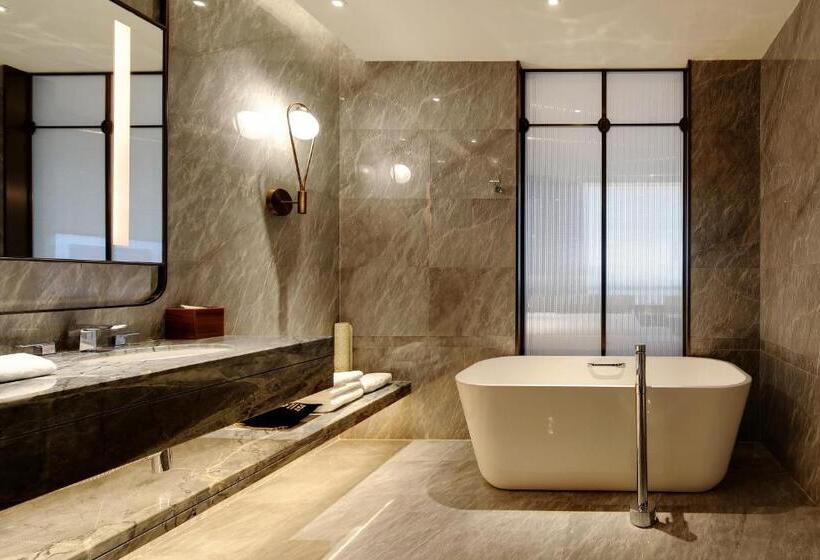 Dongguan Dongcheng International Hotel Free Shuttle Bus To Canton Fair Exhibition Center During Ca