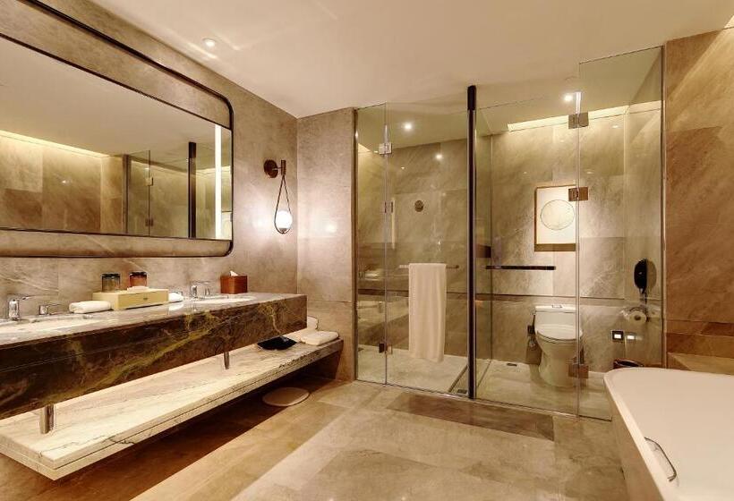 Dongguan Dongcheng International Hotel Free Shuttle Bus To Canton Fair Exhibition Center During Ca