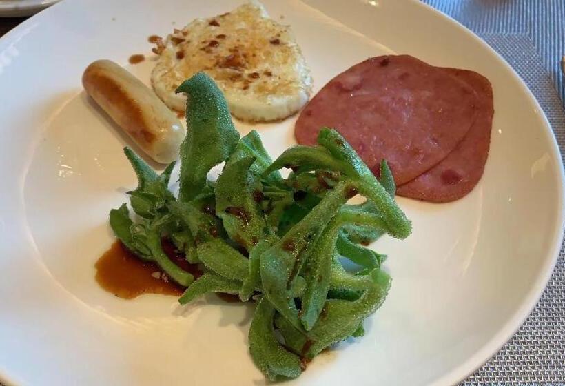 Dongguan Dongcheng International Hotel Free Shuttle Bus To Canton Fair Exhibition Center During Ca