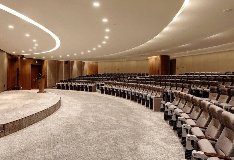 Dongguan Dongcheng International Hotel Free Shuttle Bus To Canton Fair Exhibition Center During Ca