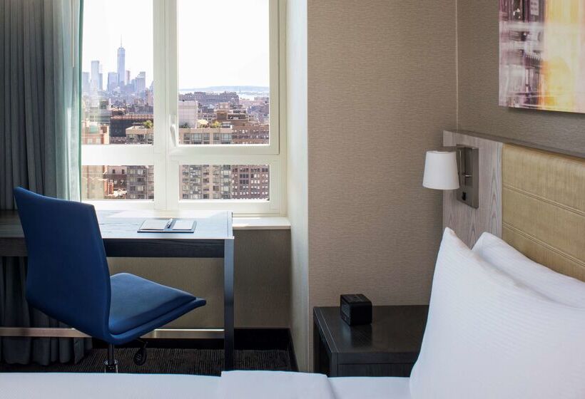 호텔 Doubletree By Hilton  New York Times Square West