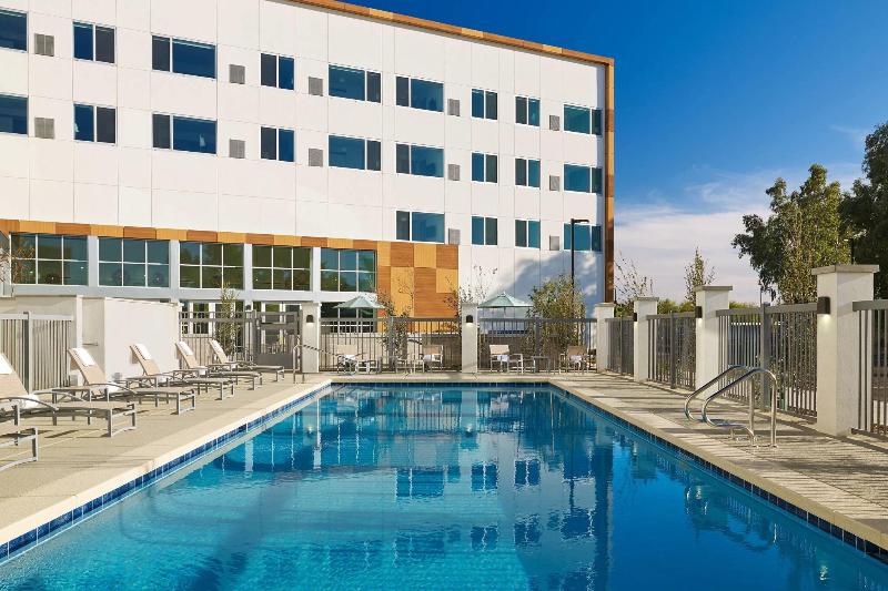 فندق Element Chandler Fashion Center