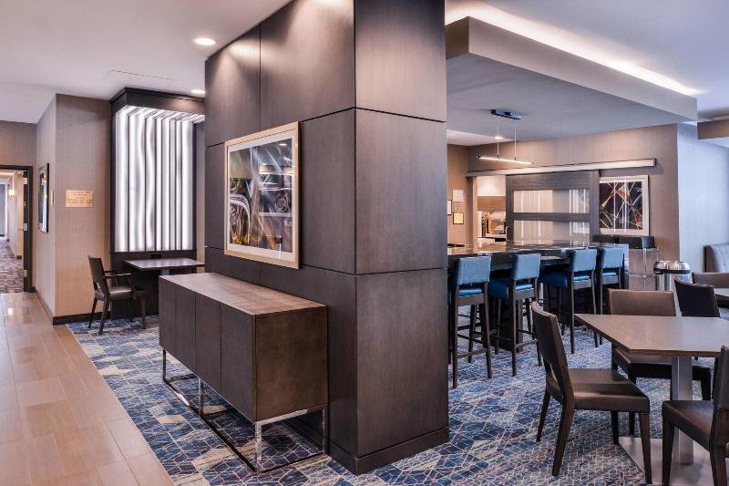 هتل Fairfield Inn & Suites By Marriott Raleigh Cary