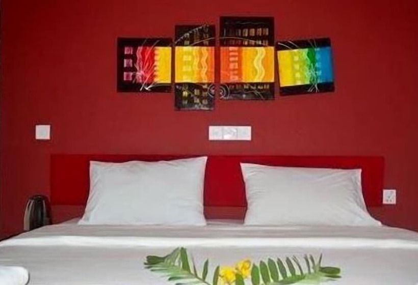 هتل G10 Beach Inn