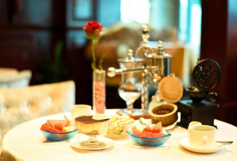 Отель Golden Plaza International