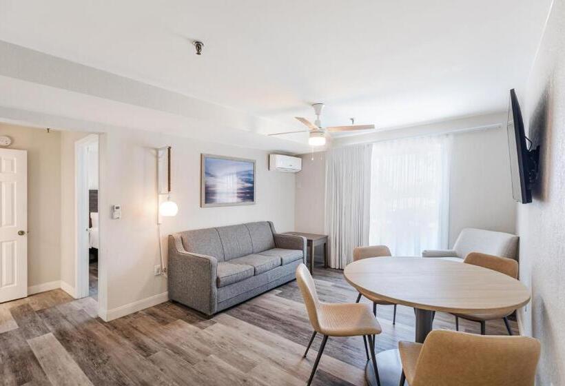 فندق Grand Shores West