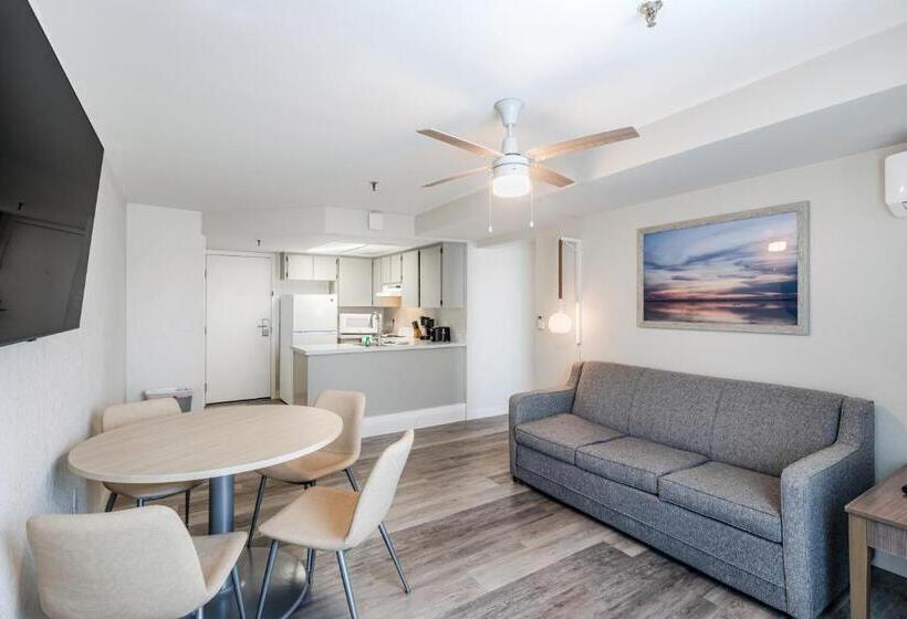 فندق Grand Shores West