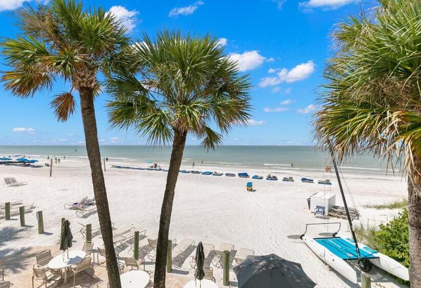 فندق Grand Shores West