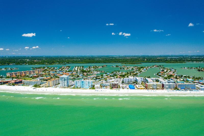 فندق Grand Shores West