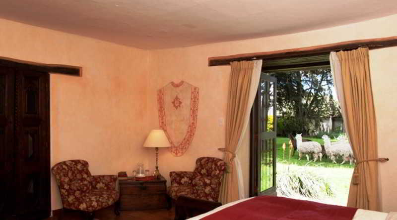 Отель Hacienda Santa Ana