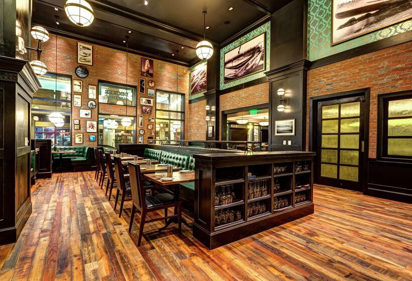 호텔 Hilton Norfolk The Main