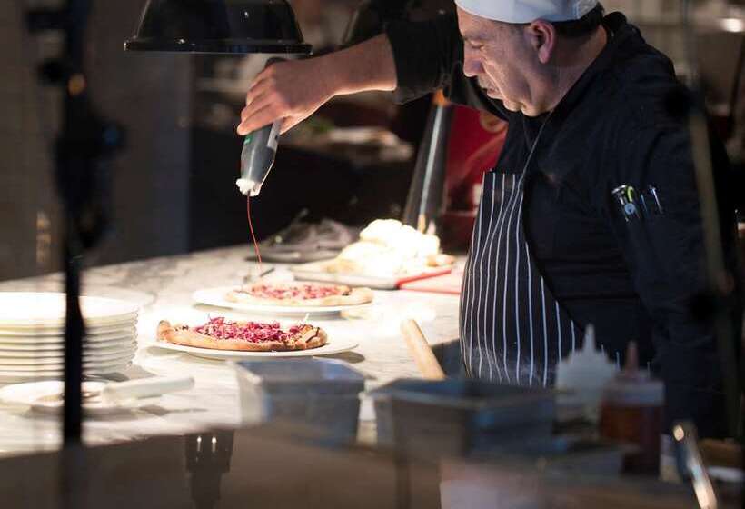 호텔 Hilton Norfolk The Main