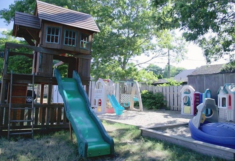 호텔 Holiday Vacation Condominium