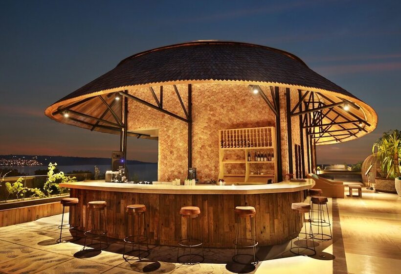 هتل Jimbaran Bay Beach Resort And Spa By Prabhu