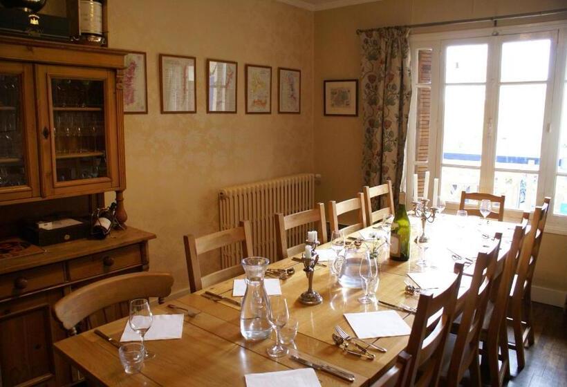 호텔 Les Portails Bleus