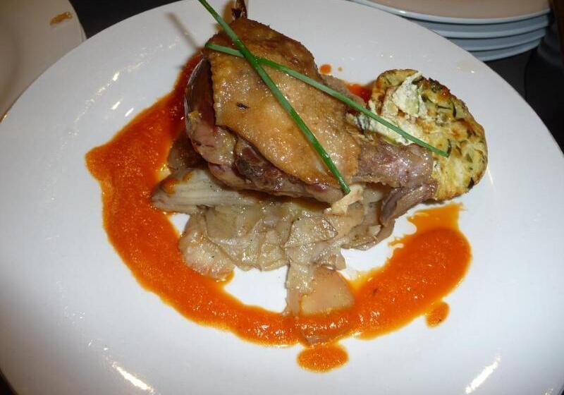 Отель Logis Domaine De Peyrolade