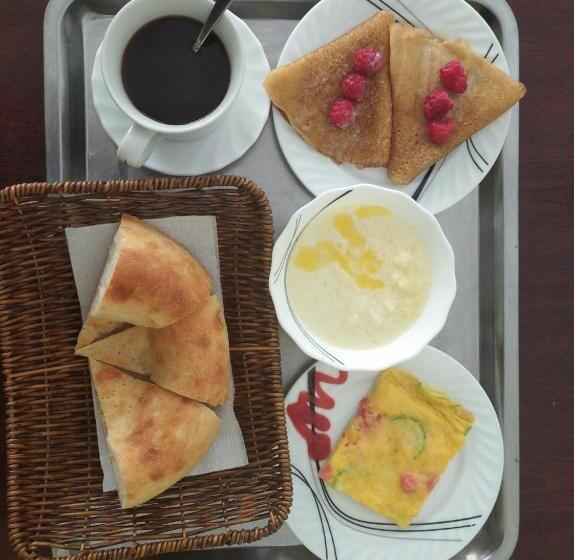 בית מלון כפרי Marvarid