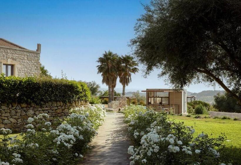 Отель Masseria Del Carrubo