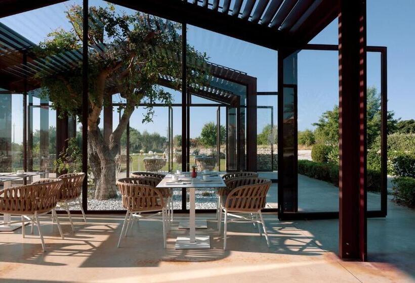 Отель Masseria Del Carrubo