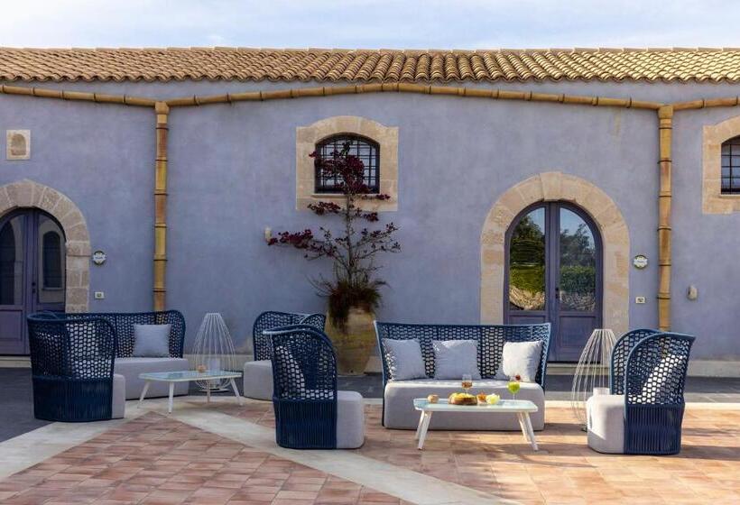 Отель Masseria Del Carrubo