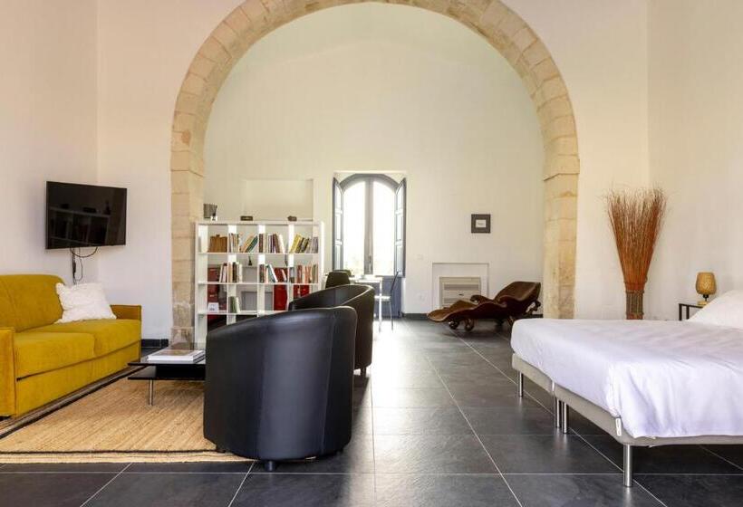 Отель Masseria Del Carrubo