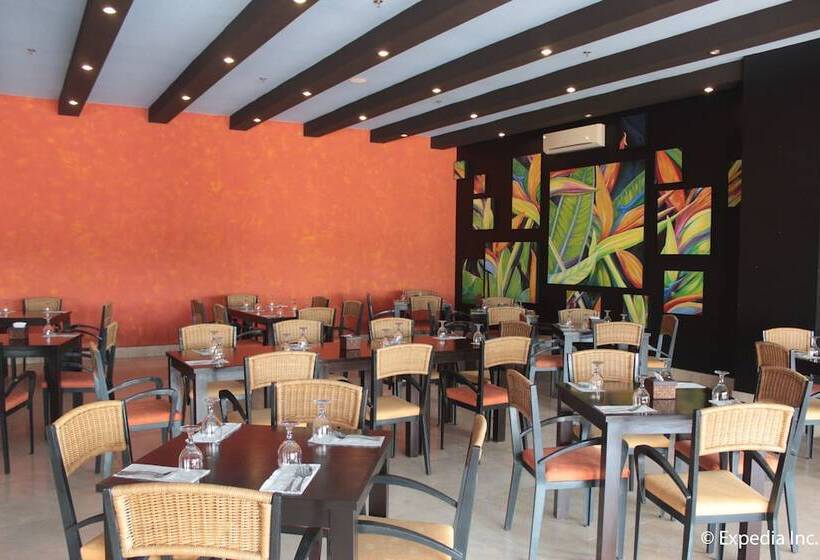 בית מלון כפרי Pamulinawen