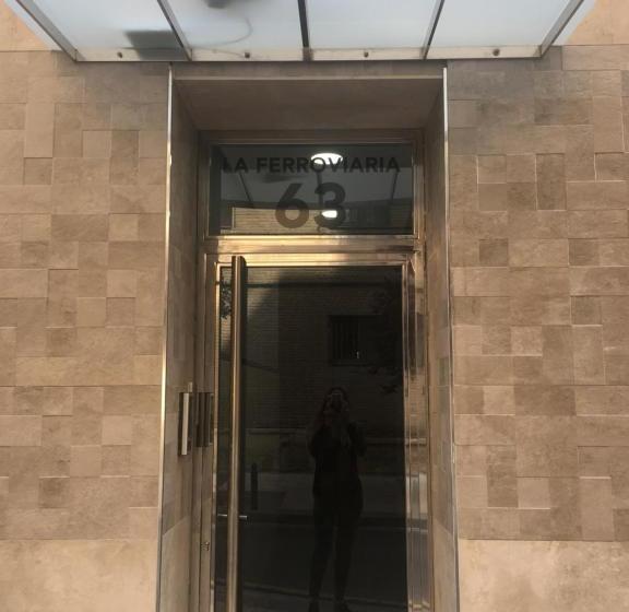 Отель La Ferroviaria Pensión No Fumadores Sin Ascensor