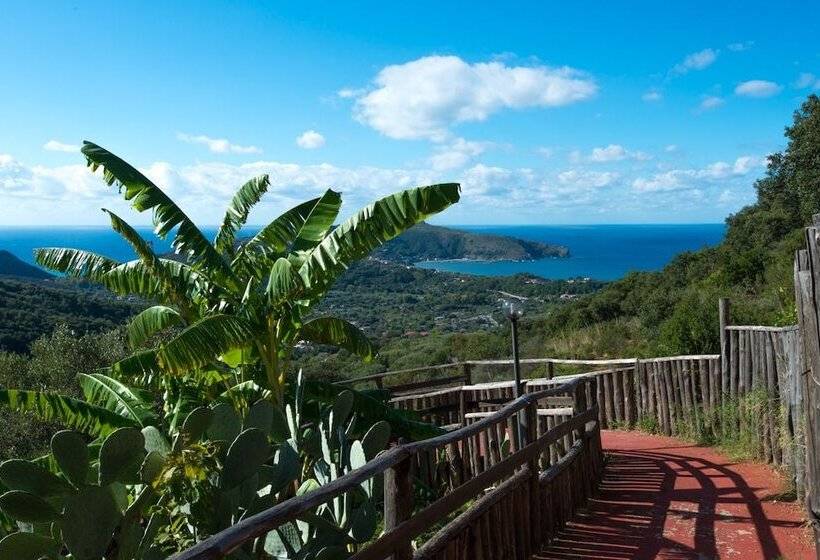 בית מלון כפרי Pietre Rosse Residence Club Palinuro