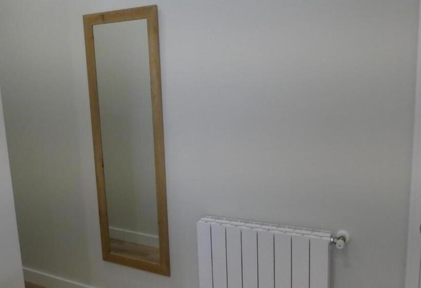 Отель Plaza Pombo B&b   Hostal