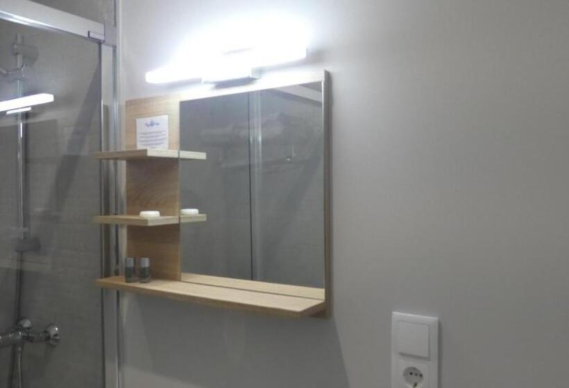 Отель Plaza Pombo B&b   Hostal