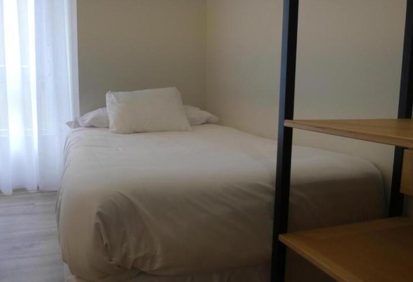 Отель Plaza Pombo B&b   Hostal