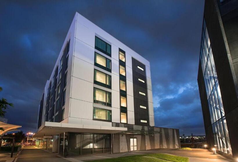 בית מלון כפרי Quest Highbrook