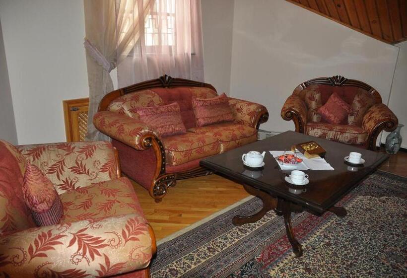 فندق Samarkand Safar