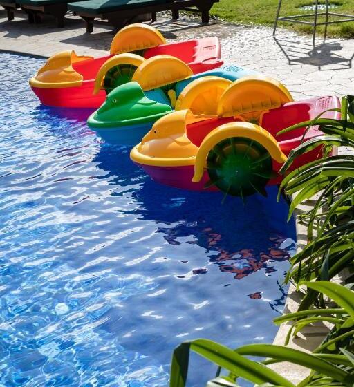 هتل Sanya Seacube Holiday