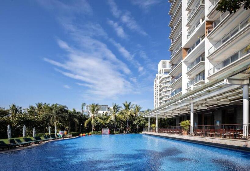هتل Sanya Seacube Holiday