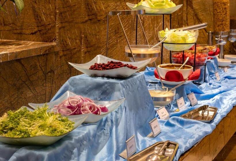 هتل Sanya Seacube Holiday