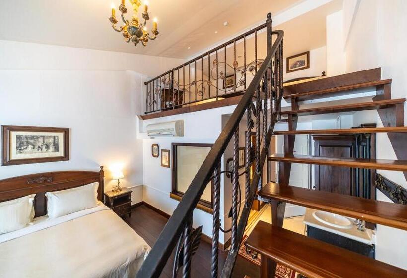 هتل Shangrila Boutique