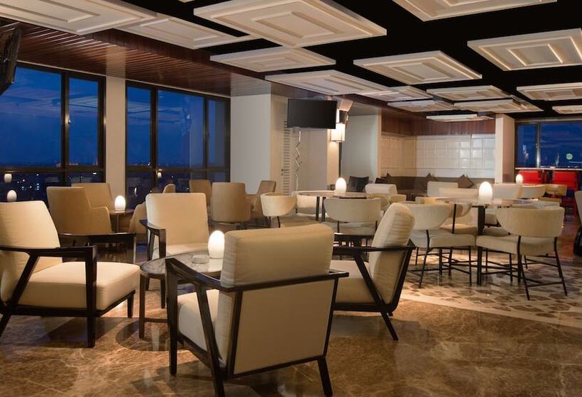 Отель Swissbelboutique Yogyakarta