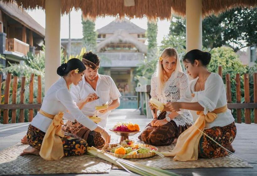 ホテル The Alena Resort A Pramana Experience