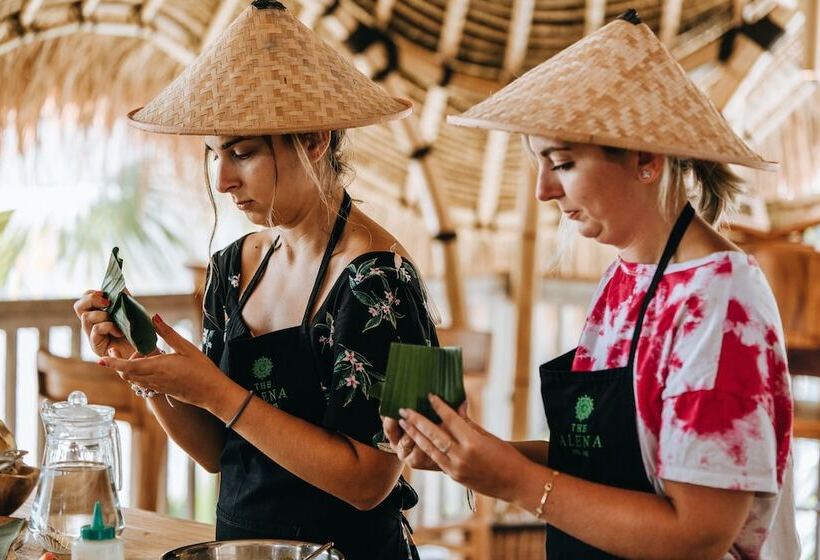 ホテル The Alena Resort A Pramana Experience