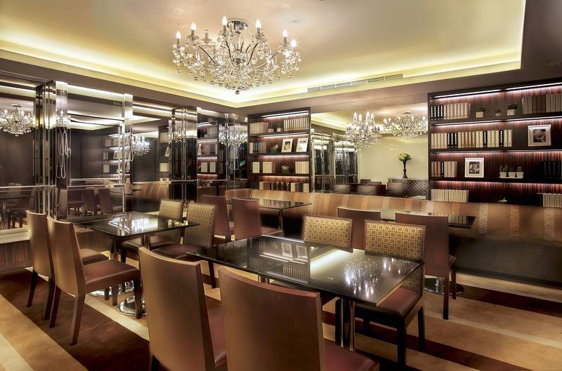 هتل The Crystal Resort Sun Moon Lake