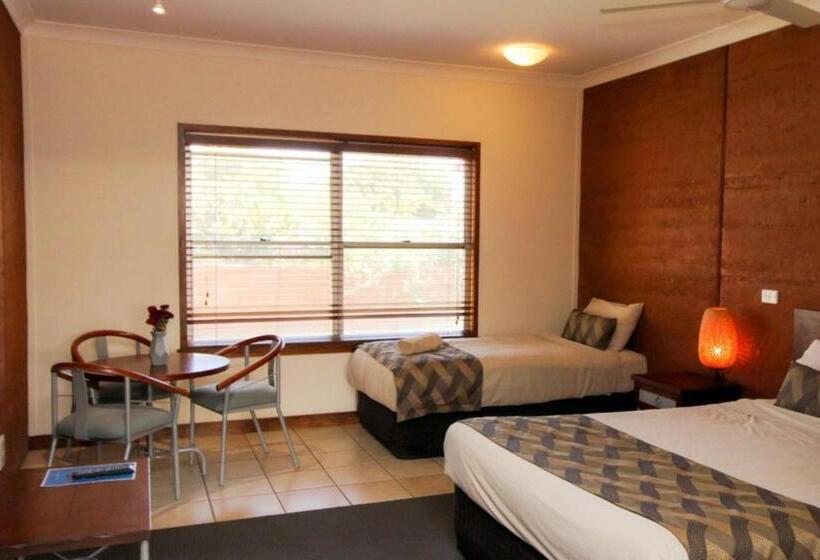 هتل The Gidgee Inn