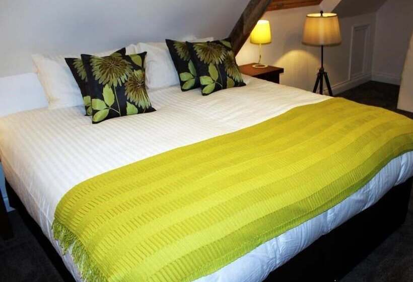 호텔 The Kings Head