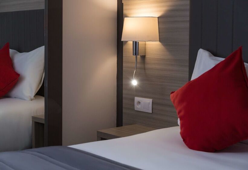 酒店 The Originals City, Hôtel Marnelavallée Est, Meaux